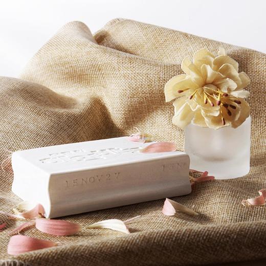 【3块装】韩国进口芜琼花亮洁增白光学漂白护衣物洗衣皂 230g/块 商品图3