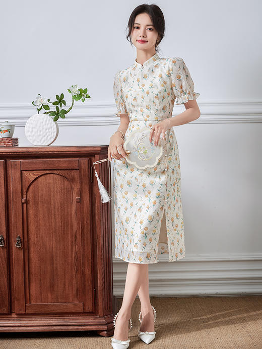 【专属特价】熙世界郁金香碎花旗袍连衣裙女2024夏季新款改良版新中式开叉裙子 商品图3
