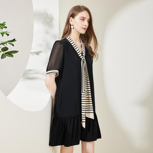 NF8M5斯尔丽瑟俪2023夏季新款浪漫气质领口条纹领结减龄连衣裙 商品图2