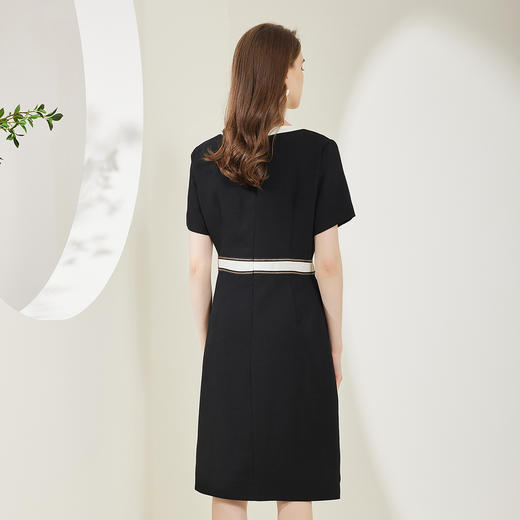 NF8S3斯尔丽瑟俪2023夏季新款气质撞色精致装饰修身圆领短袖连衣裙 商品图1