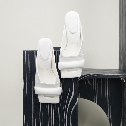 直述NOMORELIE 方头高跟凉鞋 商品图1