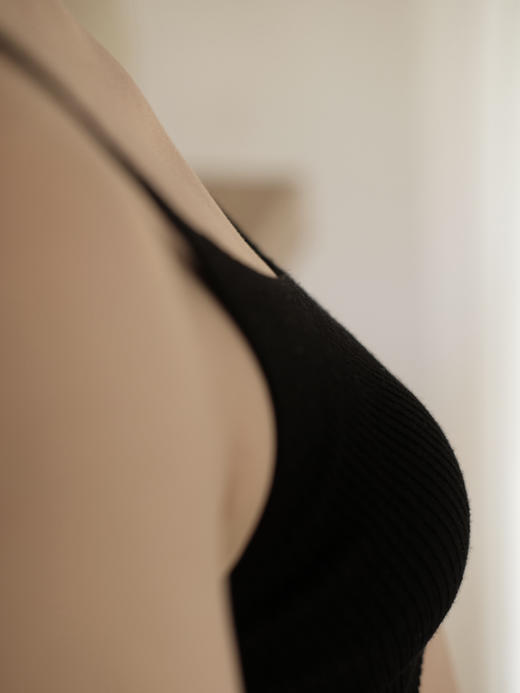 Black Wool Bralette 商品图3