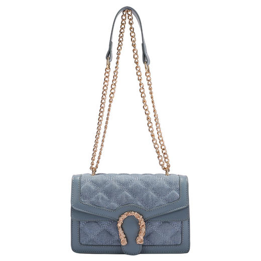 新款时尚韩版女包，百搭洋气菱格锁扣小方包，牛仔布链条斜挎包。时尚与实用完美结合，让你在任何场合都能展现出自信的魅力！ 商品图4