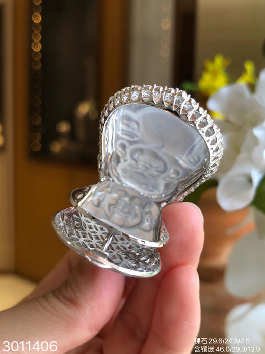 3011406，玻璃财神爷吊坠。具体价格微信咨询 商品图7