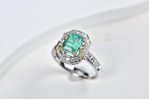 【臻爱】祖母绿戒 CB12304026 商品图7