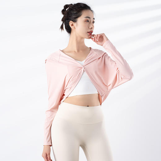 跃牌【禅语梵心系列】外穿凉感薄款连帽防晒瑜伽服长袖运动外套F2275（不带胸垫） 商品图2