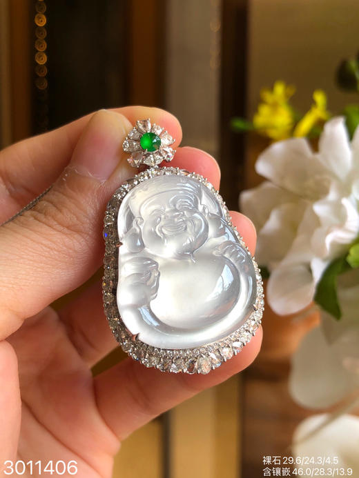 3011406，玻璃财神爷吊坠。具体价格微信咨询 商品图5