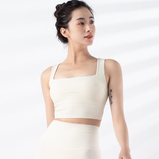 跃牌【禅语梵心系列】新品一体式固定杯跑步速干防震瑜伽文胸 F2282（一体式胸垫） 商品图12