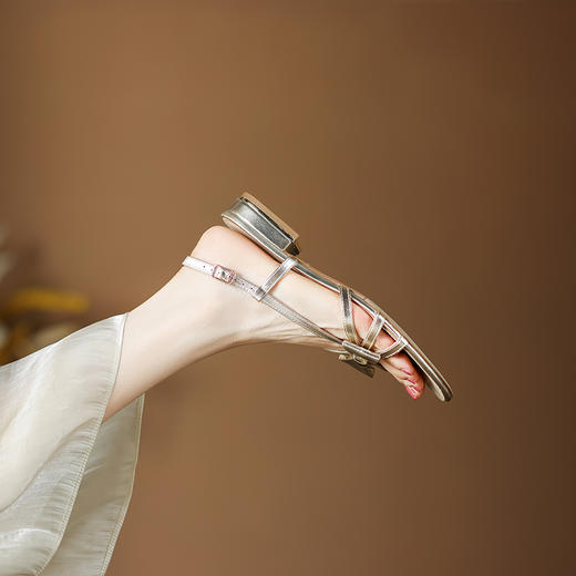 舒适减龄，甜美蝴蝶结里外全皮低跟凉鞋QQJ-850F 商品图7