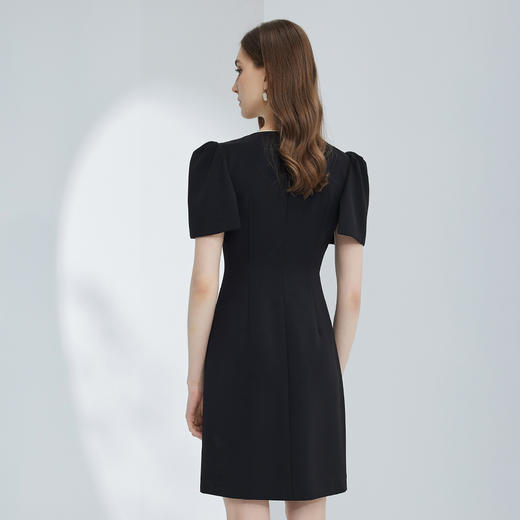 NF8F1斯尔丽瑟俪2023新款装饰镶边OL职业气质款披肩式袖子设计连衣裙 商品图1