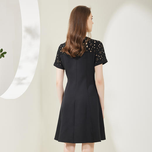 NF8T7斯尔丽瑟俪2023名媛风夏季蕾丝拼接款短袖立体裁剪收腰显瘦连衣裙 商品图1