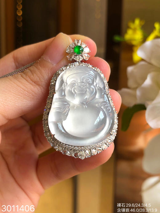 3011406，玻璃财神爷吊坠。具体价格微信咨询 商品图2