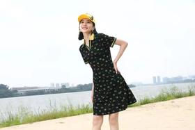 4F 若岚菲 连衣裙