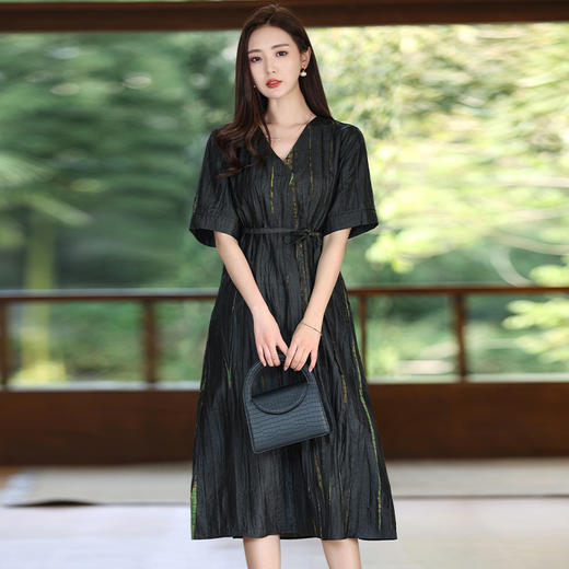 气质百搭，香云纱V领时尚真丝连衣裙ASE-QX311 商品图6