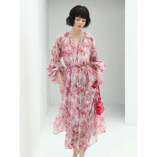 COCOBELLA度假风玫瑰花苞腰绳印花雪纺连衣裙吊带裙两件套FR176-2 商品图3