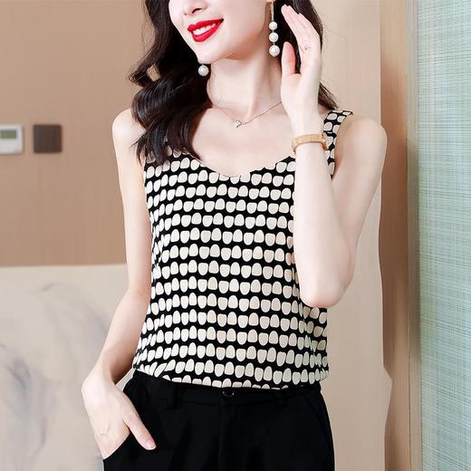 KQL-369H1676波点小吊带背心女外穿2023夏季新款美背感无袖缎面打底上衣 商品图3