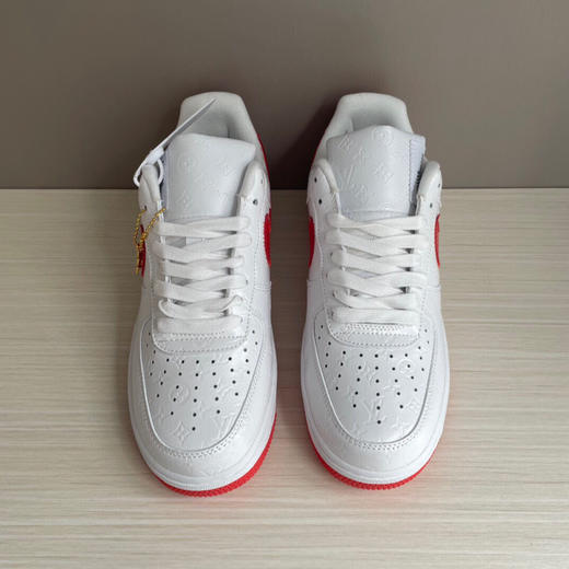 夏季特惠💰500 公司级 # LV x Air Force 1 Low 
原楦头原纸板 打造纯正空军版型 商品图7