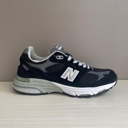 夏季特惠💰360 公司级 新百伦New Balance W992系列 缓震休闲运动老爹鞋 商品图0