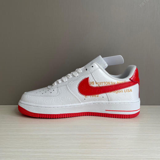 夏季特惠💰500 公司级 # LV x Air Force 1 Low 
原楦头原纸板 打造纯正空军版型 商品图1
