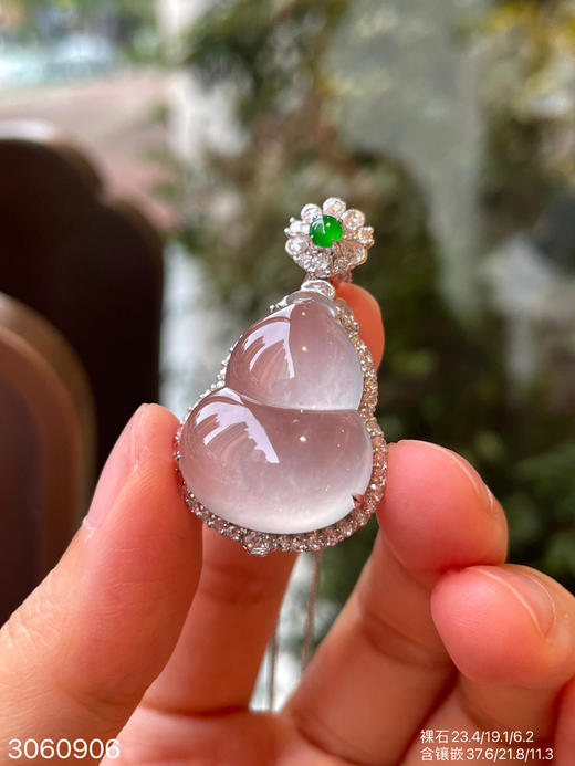 3060906，玻璃葫芦吊坠。具体价格微信咨询 商品图8