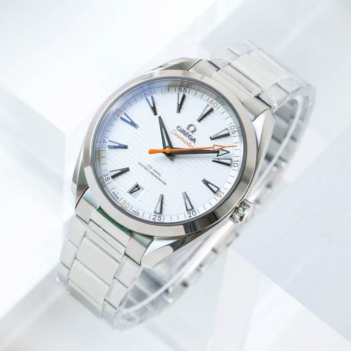 VS厂欧米茄海马AQUATERRA150米天文台评测