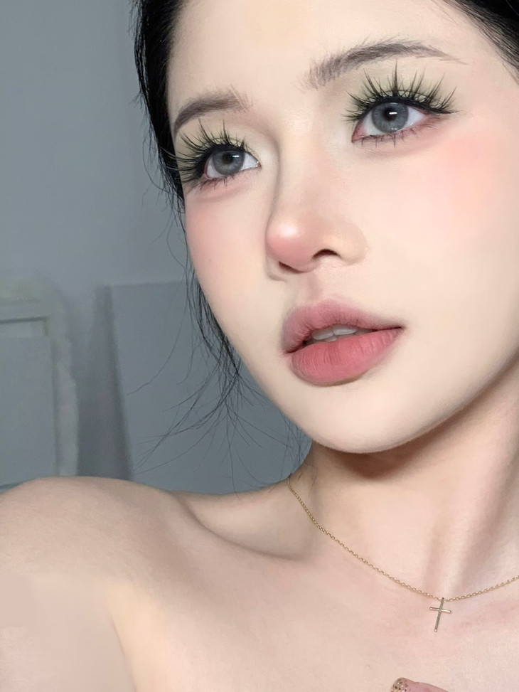 KIRAFAIRY美瞳 年抛/日抛隐形眼镜 钻石雾灰14.2mm 1副/2片 1盒/10片 左右度数可不同-VVCON美瞳网13