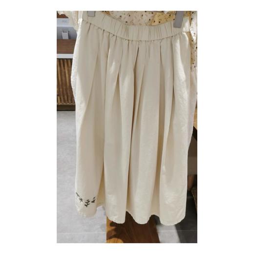 5楼本色布依服饰 商品图0