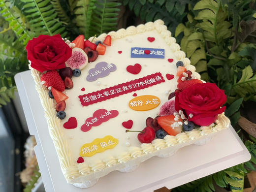 16杯杯子蛋糕，私人订制，文字主题翻糖手工制作，可更改，需提前24小时以上预订，鲜花搭配随机 商品图2