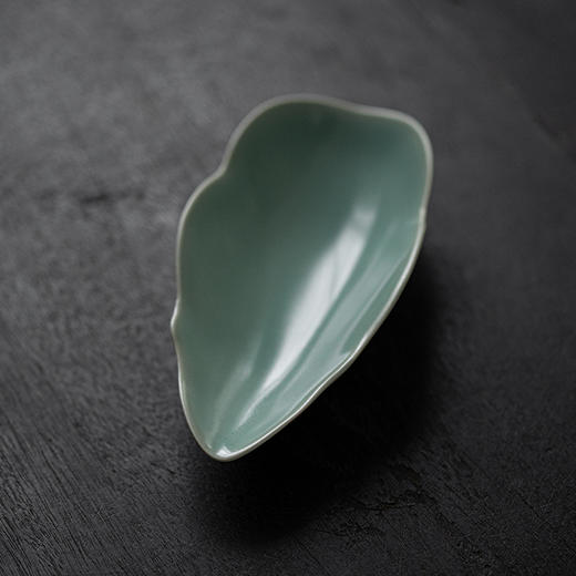 汝山明丨仿古豆青釉轻舟茶则 商品图1
