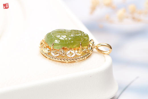 天然黄翡【龙龟】吊坠     镶嵌：18K金 商品图2