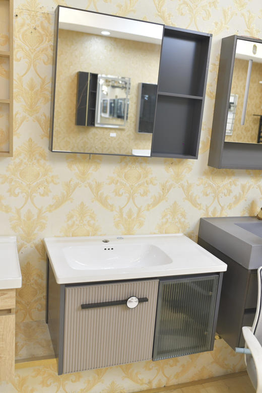 嘉曼 浴室柜 51-80E 两包装 全铝配49-80镜子 商品图0