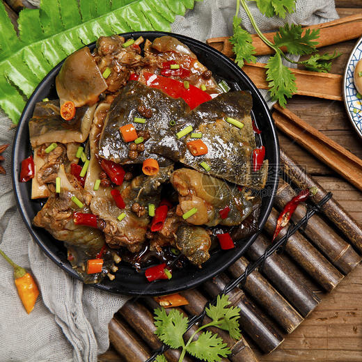 餐云绝味香辣水鱼酱  风靡各大院子甲鱼餐厅的香辣水鱼标准化酱料  甲鱼院子烹饪匠人研发餐云酱料荣誉出品 商品图2