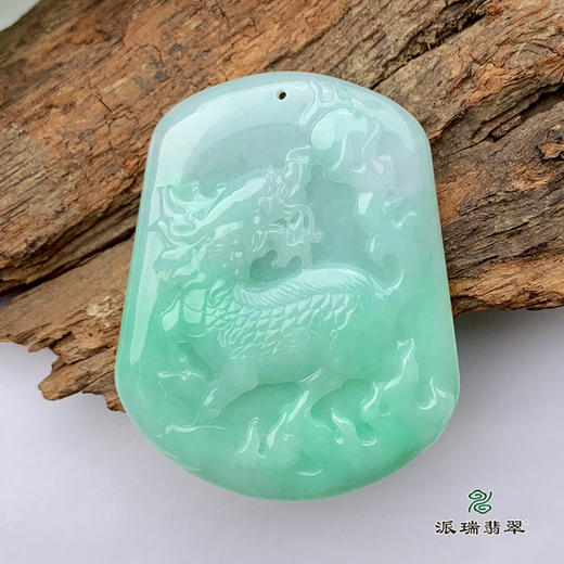 派瑞翡翠 翡翠挂件 糯种 飘花 商品图0
