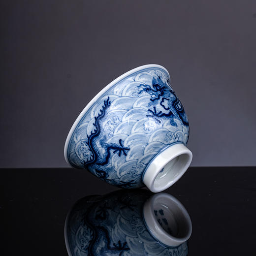 青花柴窑龙纹海水撇口杯 商品图2