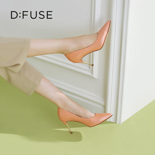 D:FUSE/迪芙斯2023秋季新品尖头金属跟简约百搭高跟鞋DF31111107 商品图9