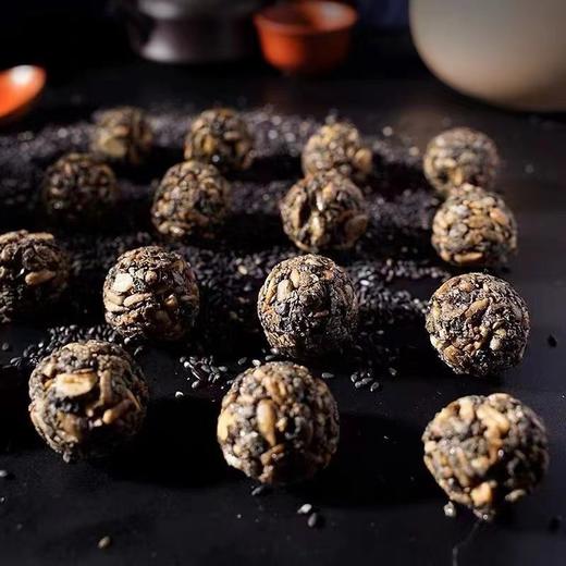 【五黑食养！五黑坚果丸子芝麻丸】酥脆可口唇齿留香，营养丰富健康美味，粒粒香脆颗颗圆润，桑葚枸杞米豆粗粮谷物营养代餐糕点健康 商品图2