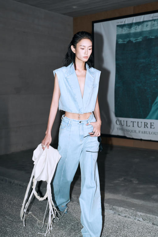 牛仔马甲 商品图1