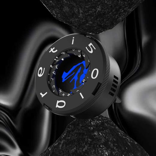 联邦走马 | 鲸鱼马戏团乐队索拉里斯旋转夜光款车载香氛 商品图0