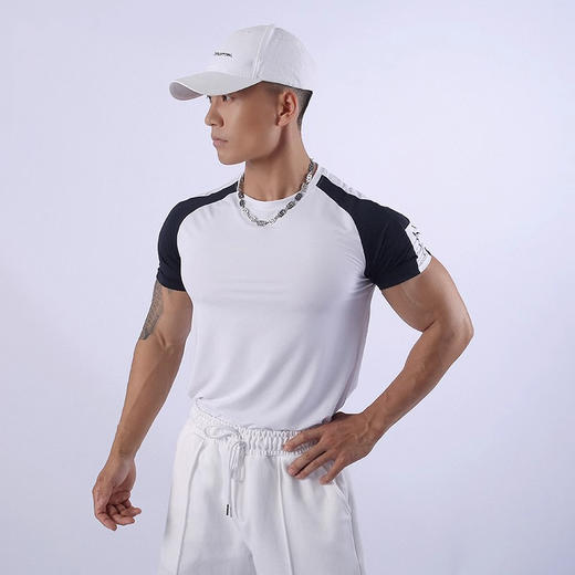 跃牌【跃LEAP-ACTIVE】系列夏季圆领短袖男士健身运动T恤 冰丝弹力宽松速干跑步运动休闲短袖R430 商品图0