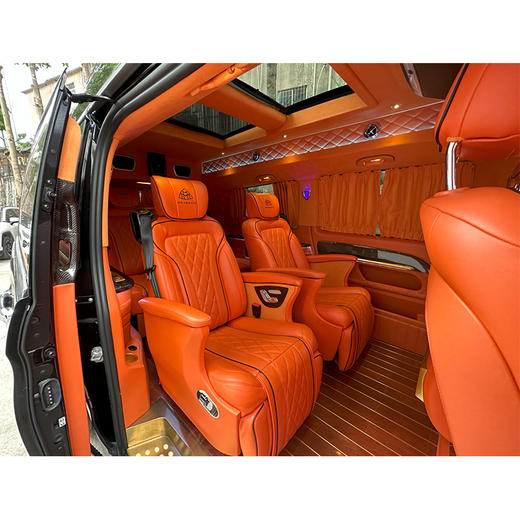 奔驰 V 260 L 尊贵加长版 国 VI【长租-深圳】 商品图8