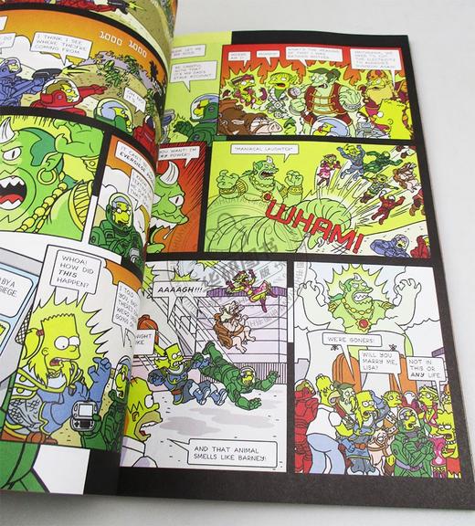 Collins柯林斯 辛普森漫画大全1 英文原版 Simpsons Comics Colossal Compendium Volume 1 英文版 进口原版英语漫画书籍 Matt Groening 商品图2