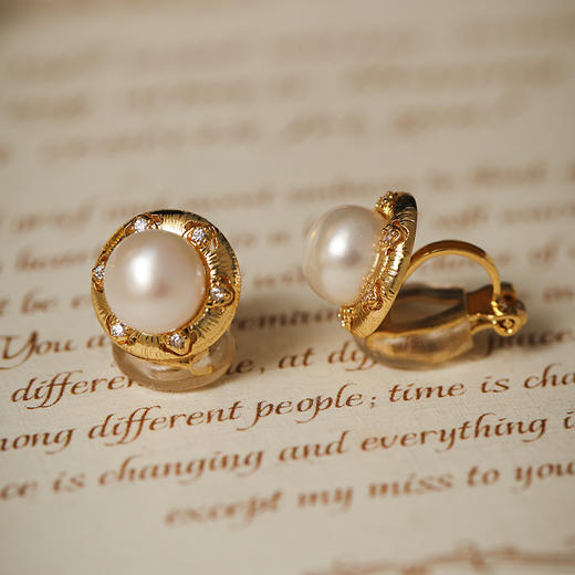 Manreya玛芮雅“香缇兰”法式复古珍珠无痛耳夹法式复古气质简约 商品图7