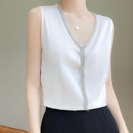 QHJY-8031丝绸真丝吊带背心女 夏季外搭西装打底外穿缎面无袖垂感V领上衣女 商品图4