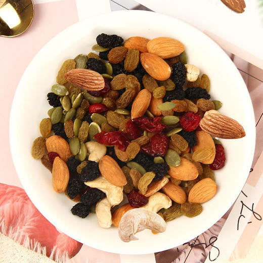 西圣果园 每日坚果（七日装） 商品图2