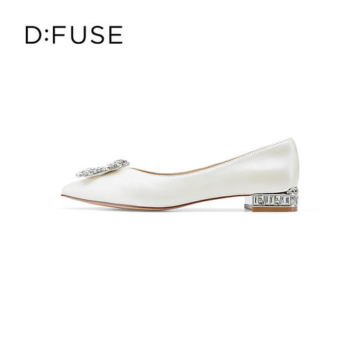 D:FUSE/迪芙斯2023春季新款尖头水钻花饰扣低跟单鞋女鞋DF31111050 商品图1
