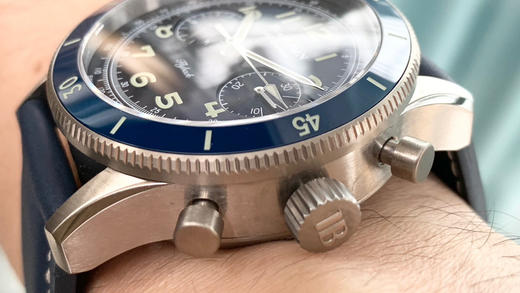 NOOB墙裂推荐新品 宝珀全新Ait Command空军司令系列AC02，极具传奇色彩的计时码表，新款空军司令在设计上忠于历史传统，并将上世纪50年代的复古风格和宝珀的高级制表工艺充分融合！ 商品图4