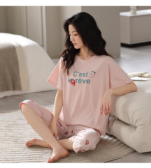 甜心小熊圆领套头T恤七分裤套装系列 商品图3