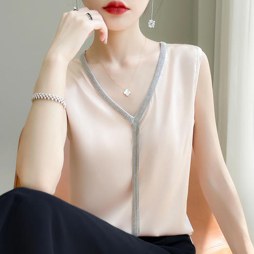 QHJY-8031丝绸真丝吊带背心女 夏季外搭西装打底外穿缎面无袖垂感V领上衣女 商品图3