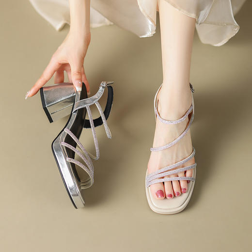 夏季优雅，轻奢水钻防水台粗跟高跟凉鞋DMJ-81299F 商品图6