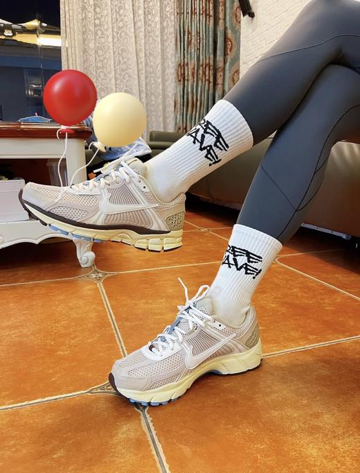 N家Zoom Vomero 5经典复古运动鞋 商品图1